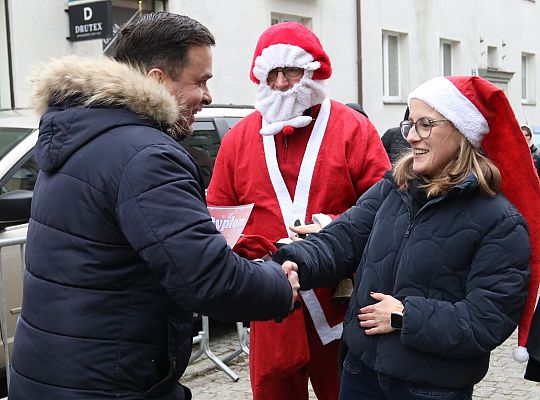 Uczennice z SP7 i uczniowie z Nowej Wsi Lęborskiej 70042