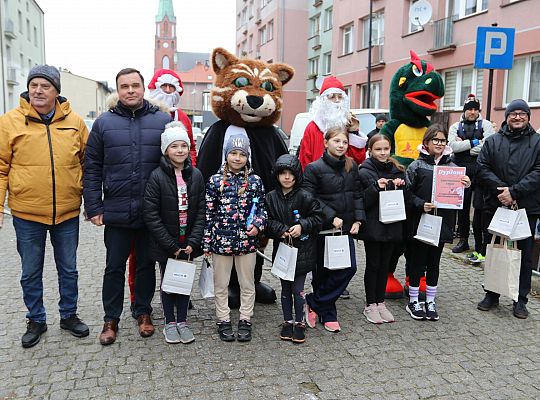 Uczennice z SP7 i uczniowie z Nowej Wsi Lęborskiej 70049