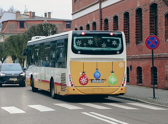 Świąteczny klimat w komunikacji miejskiej ZKM 70061