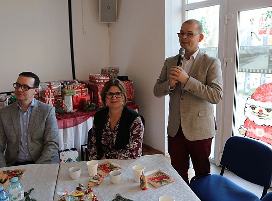 Opłatek, życzenia i kolędy – świąteczne spotkanie 70432