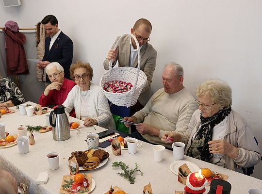 Opłatek, życzenia i kolędy – świąteczne spotkanie 70435