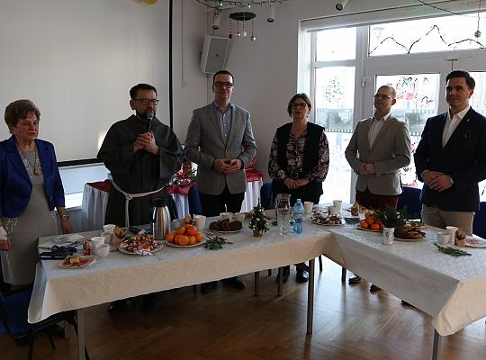 Opłatek, życzenia i kolędy – świąteczne spotkanie 70442