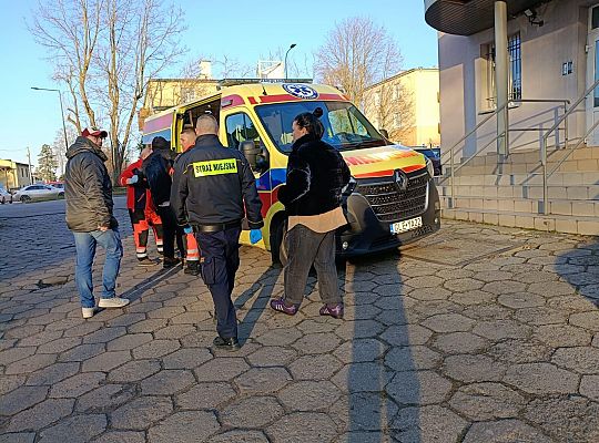 Apel służb miejskich o zwracanie uwagi na osoby 70496