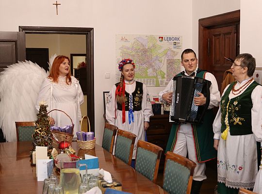 „Levino” z życzeniami dla burmistrza 70575