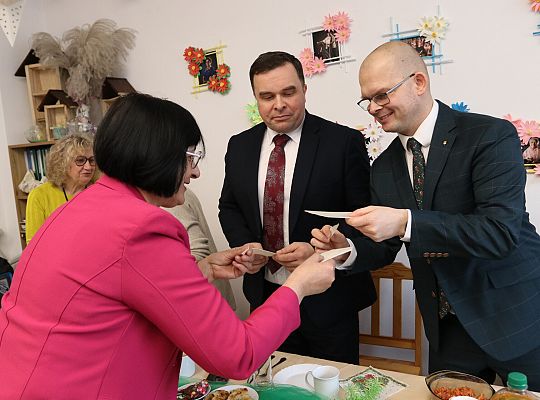 Wigilijne spotkanie z seniorami w Bazie 70585