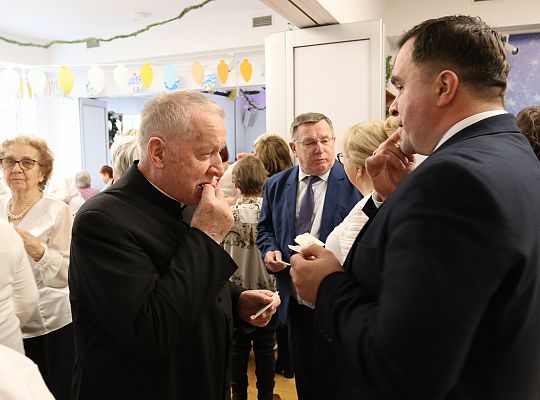 Wigilijne spotkanie z seniorami w Bazie 70605