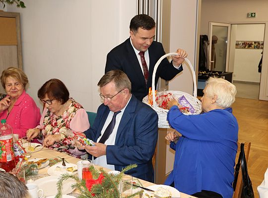 Wigilijne spotkanie z seniorami w Bazie 70610