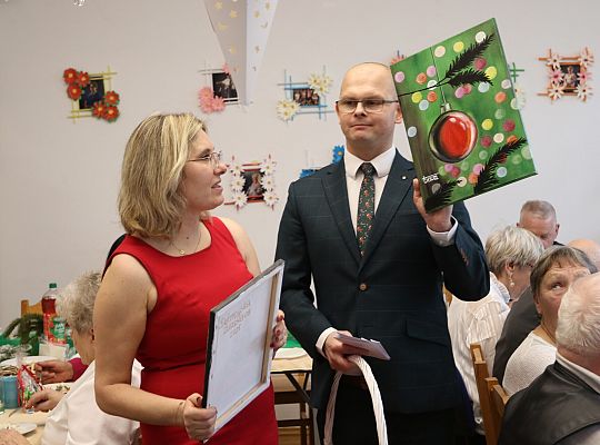 Wigilijne spotkanie z seniorami w Bazie 70612