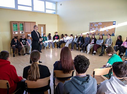 Lekcja obywatelska w SP 5 – burmistrz odpowiadał 70825