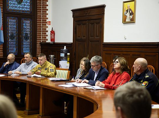 Zima nie odpuszcza - w ratuszu posiedzenie 70856