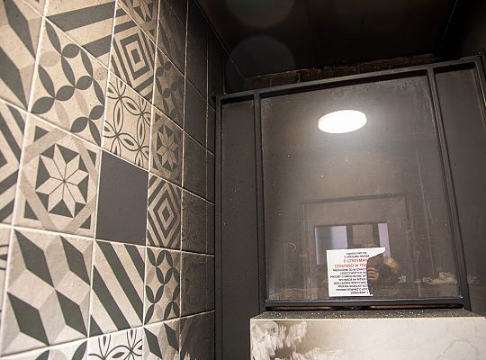 Pożar w publicznej toalecie – szybkie działania 71494