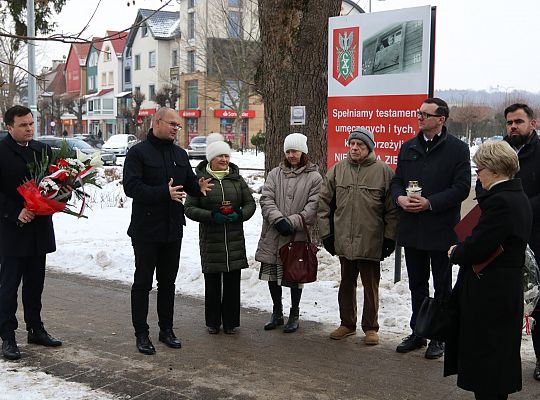 Hołd dla Sybiraków w 86. rocznicę pierwszej 71555