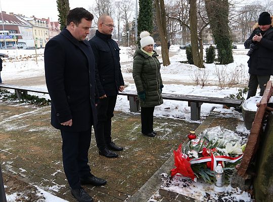 Hołd dla Sybiraków w 86. rocznicę pierwszej 71568