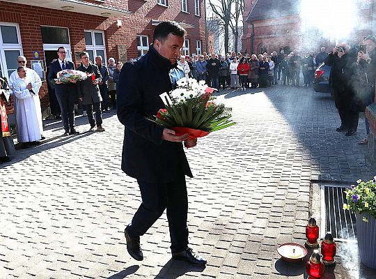 W hołdzie ofiarom tragedii sprzed 81 lat w Lęborku 72260