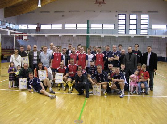Finał rozgrywek Amatorskiej Ligi Siatkówki 2250