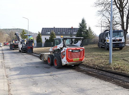 Ruszyły wiosenne remonty dróg w Lęborku 72671