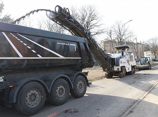 Ruszyły wiosenne remonty dróg w Lęborku 72662