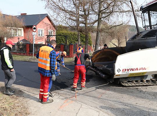 Ruszyły wiosenne remonty dróg w Lęborku 72680