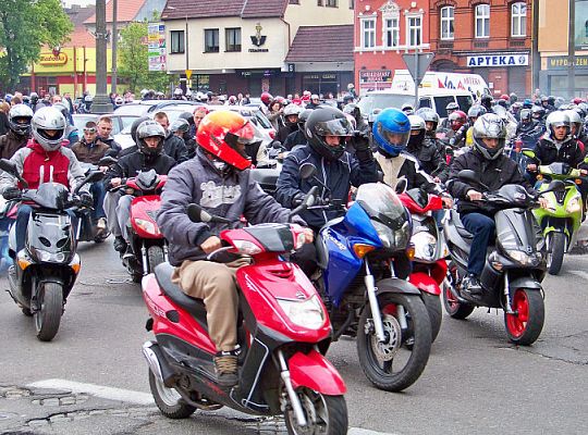 Parada motocykli odwiedziła Lębork 3138