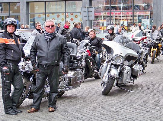 Parada motocykli odwiedziła Lębork 3130
