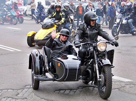 Parada motocykli odwiedziła Lębork 3141