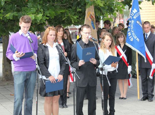 Lęborczanie uczcili pamięć bohaterów i ofiar II 3669