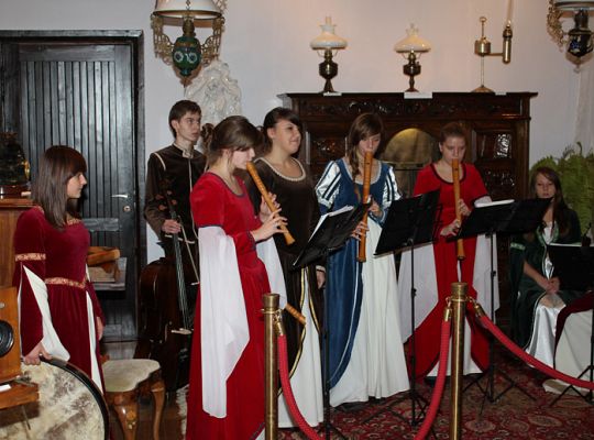 Dawne klimaty przyciągnęły tłumy 3829