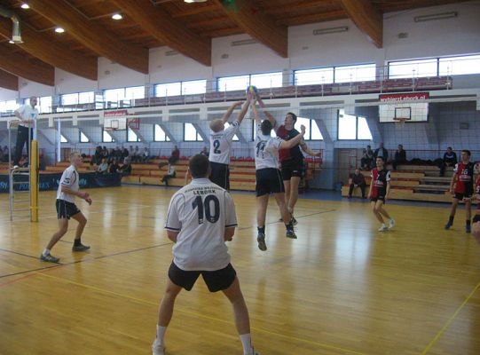 II runda play-off Amatorskiej Ligi Siatkówki 4200