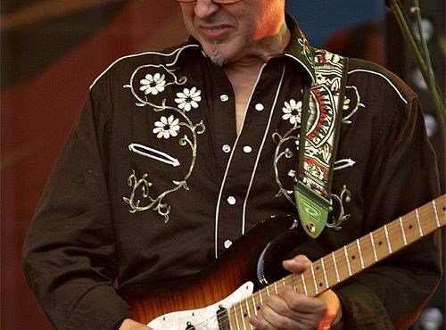 Bluesowy wirtuoz gitary zagra w Lęborku 5660