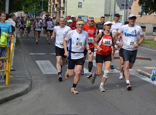 Biegacze z zagranicy w czołówce XXII Maratonu 5905