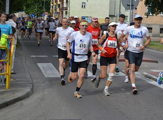 Biegacze z zagranicy w czołówce XXII Maratonu 5905