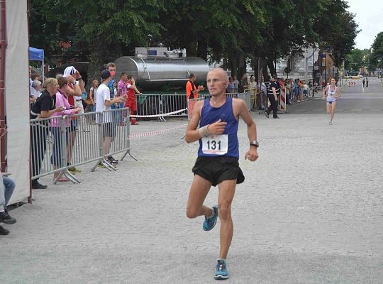 Biegacze z zagranicy w czołówce XXII Maratonu 5910