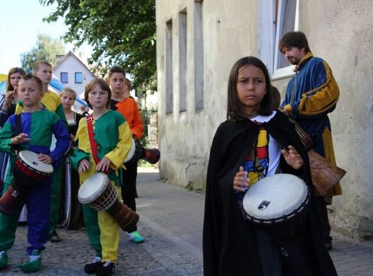 Zatańczyli w średniowiecznym stylu 6753