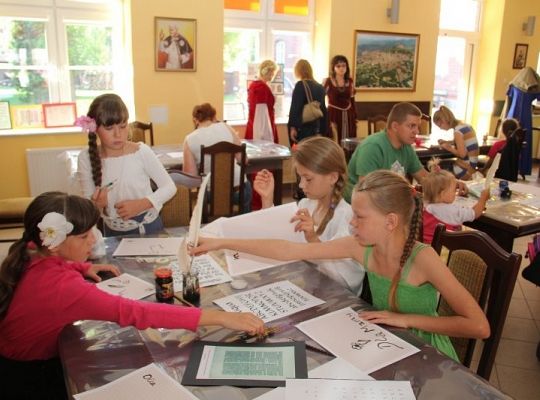 Zatańczyli w średniowiecznym stylu 6783
