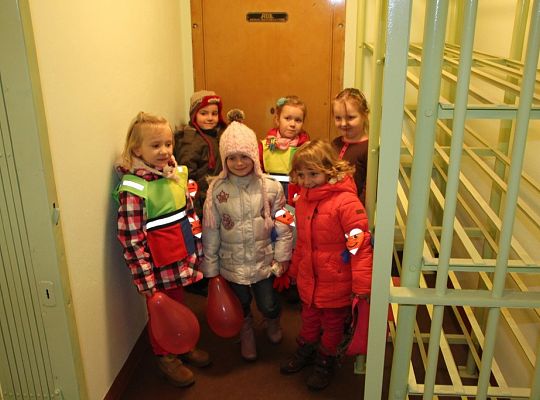 Świąteczna wizyta przedszkolaków w Ratuszu 7602
