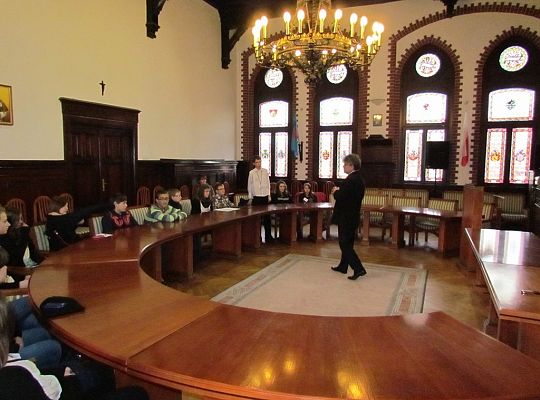 Przyszli dziennikarze „przepytali” burmistrza 7647