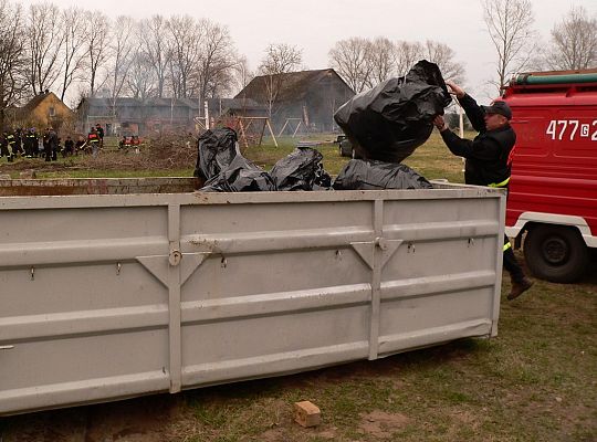 Szósta edycja akcji "Błękit rzeki dobrem 8027