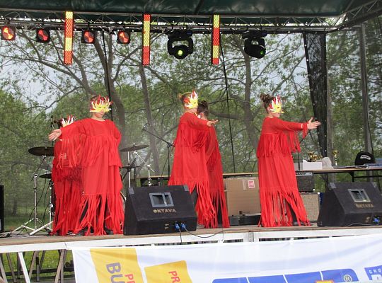 Majówka w Wilkowie odwiedzana tłumnie 8225