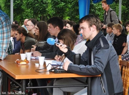 Przegląd muzycznych zespołów i kapel garażowych w 8644