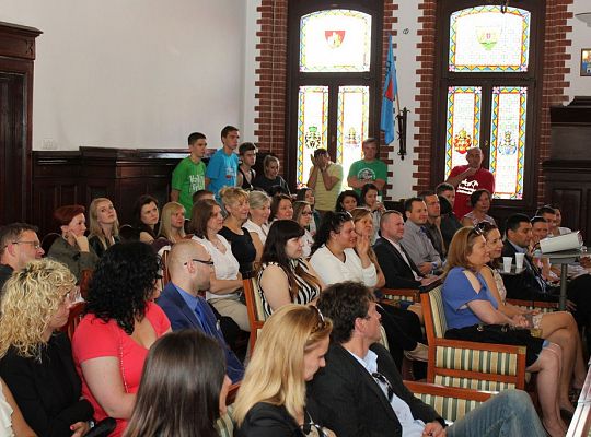 IV Międzynarodowa Konferencja oraz VIII 8716