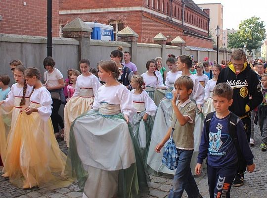 Warsztaty i Pokazy Tańców Dawnych w Lęborku 9918