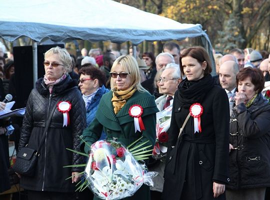 Lębork uczcił 96 rocznicę odzyskania 10334