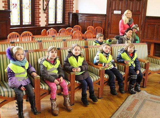 Przedszkolaki w ratuszu 10464