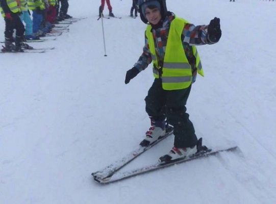 Śnieg,narty i dobra zabawa. 10739