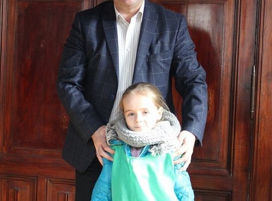 Przedszkolaki do ratusza przyniosły wiosnę 10878