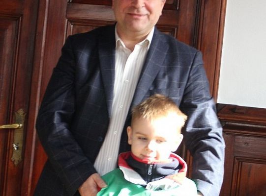 Przedszkolaki do ratusza przyniosły wiosnę 10890