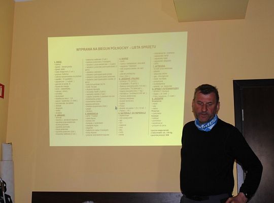 Konferencja z Markiem Kamińskim podczas wyprawy „3 10998