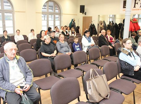 „Przeciwdziałanie wykluczeniu cyfrowemu na terenie 11047