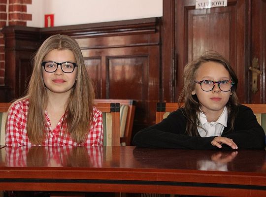 Szybko czytali o książkach i kamieniach 11527