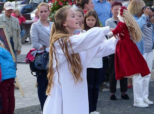 Pląsy w średniowiecznych rytmach 13253
